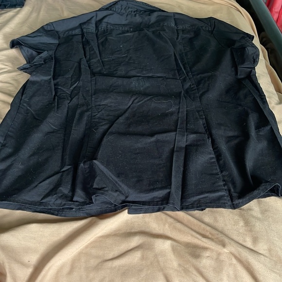 Bundle tops with mixed strips and all black button up top - Picture 8 of 10